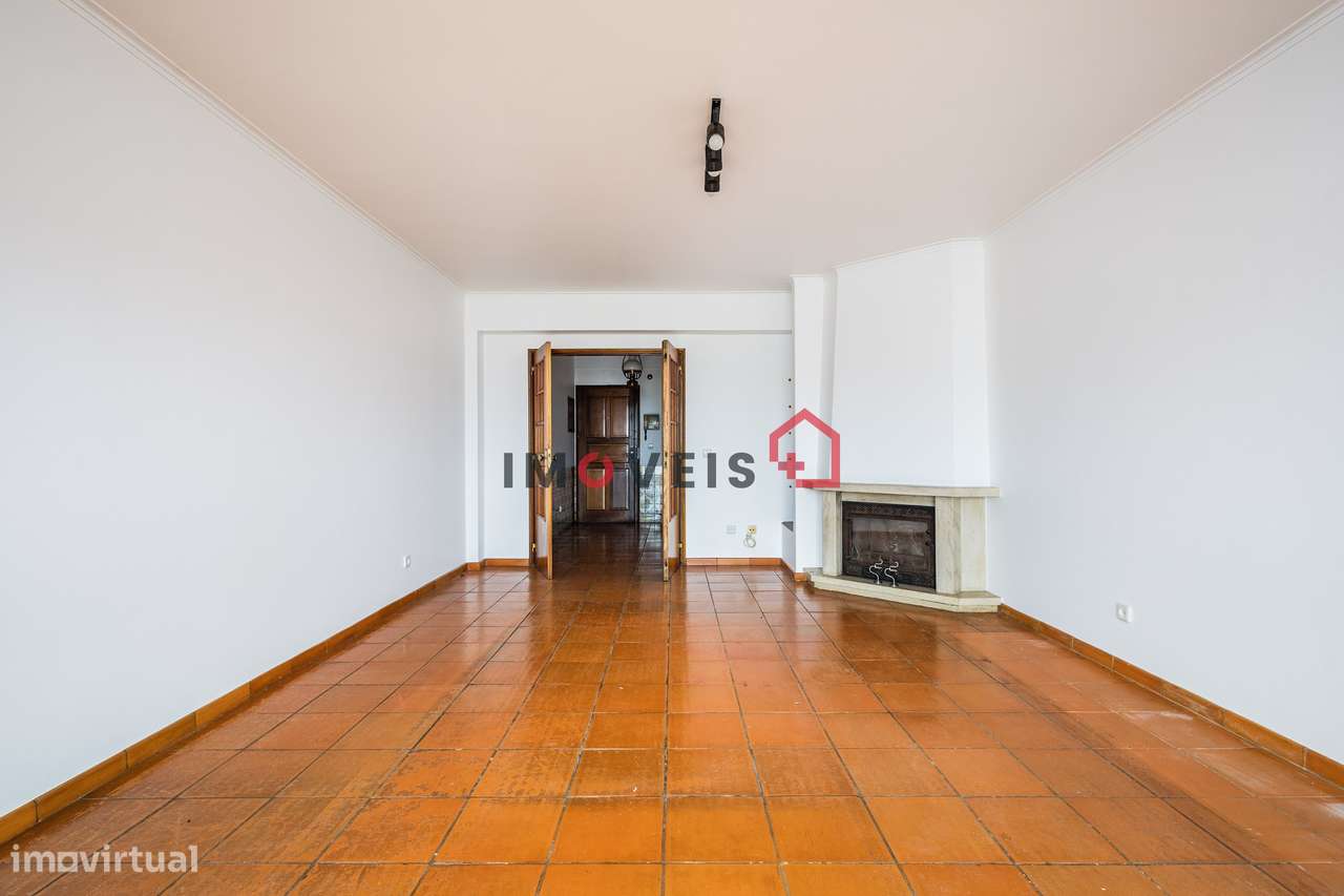 Apartamento T3 Avenida Marquês de Pombal - Grande imagem: 4/18