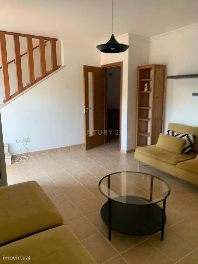 Arrenda-se Moradia V3 com piscina na Nazaré - Grande imagem: 3/24