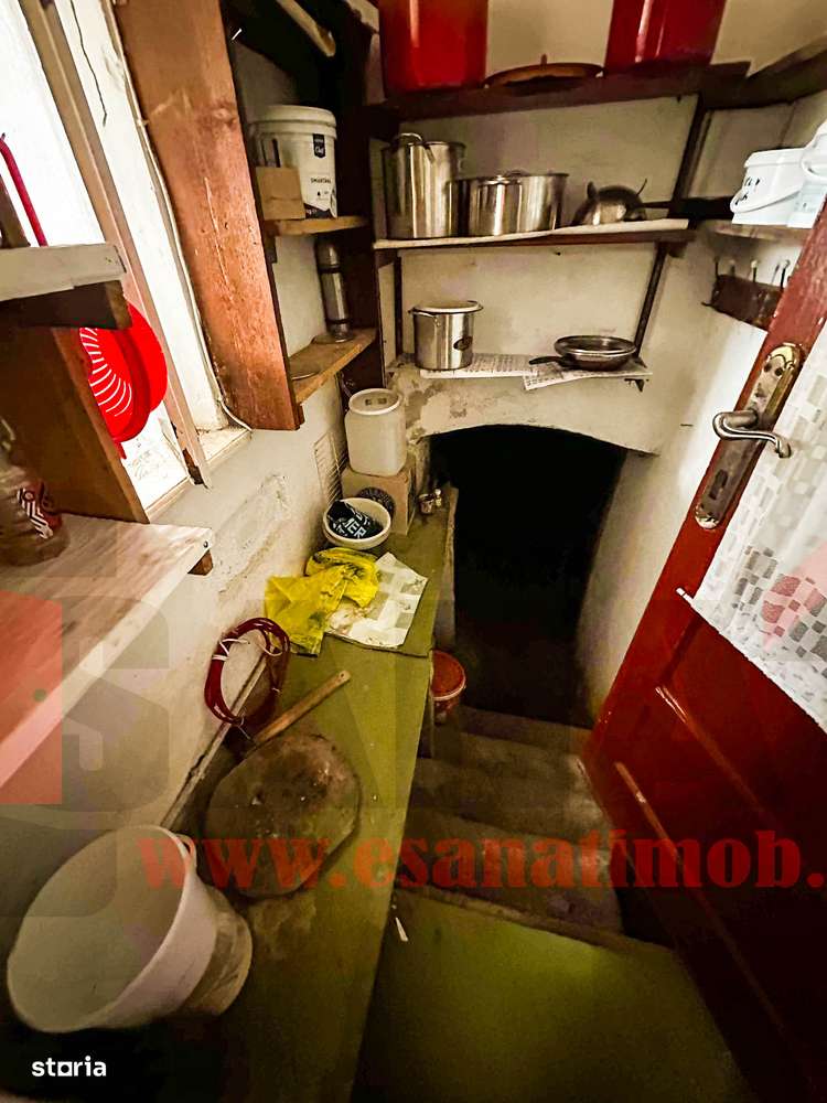 Casa in Bradu | 700 mp Teren | Acces Asfalt | Oportunitate Excelenta-16