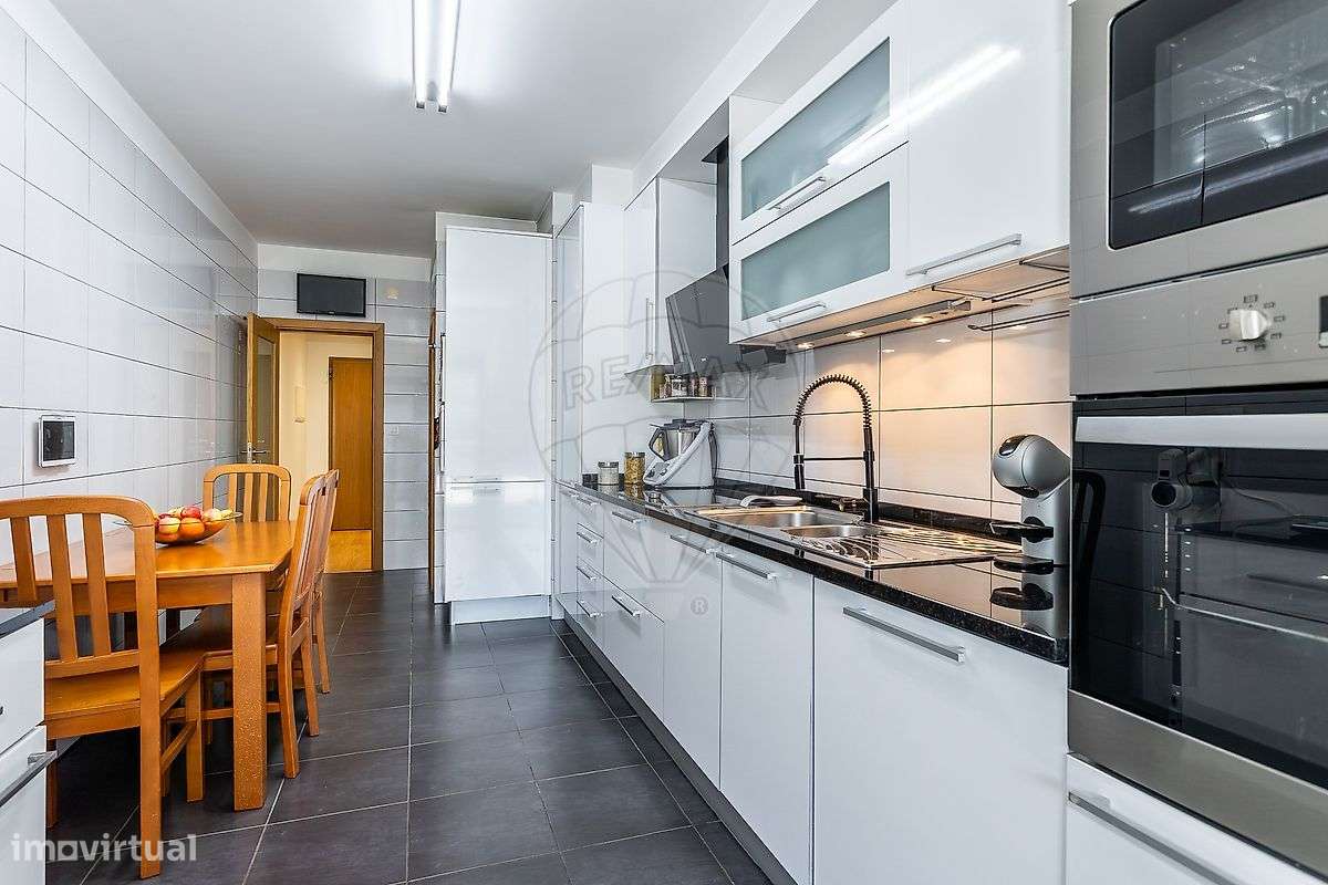 Apartamento T2 para venda - Grande imagem: 2/37