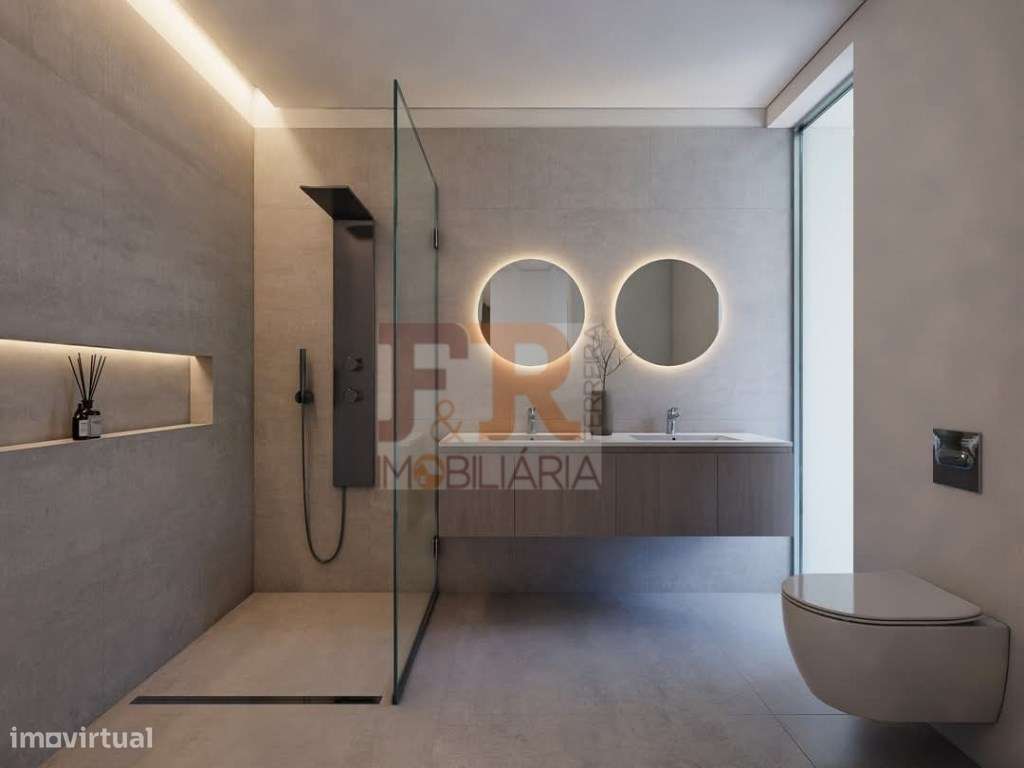 Moradia Geminada T3 em Fernão Ferro - Oportunidade Única!** - Grande imagem: 5/16