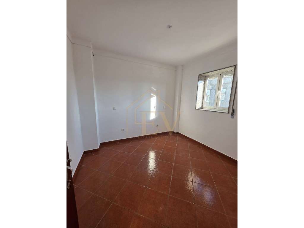 Moradia T3+T3+T2 em Gandarela - Guimarães-26