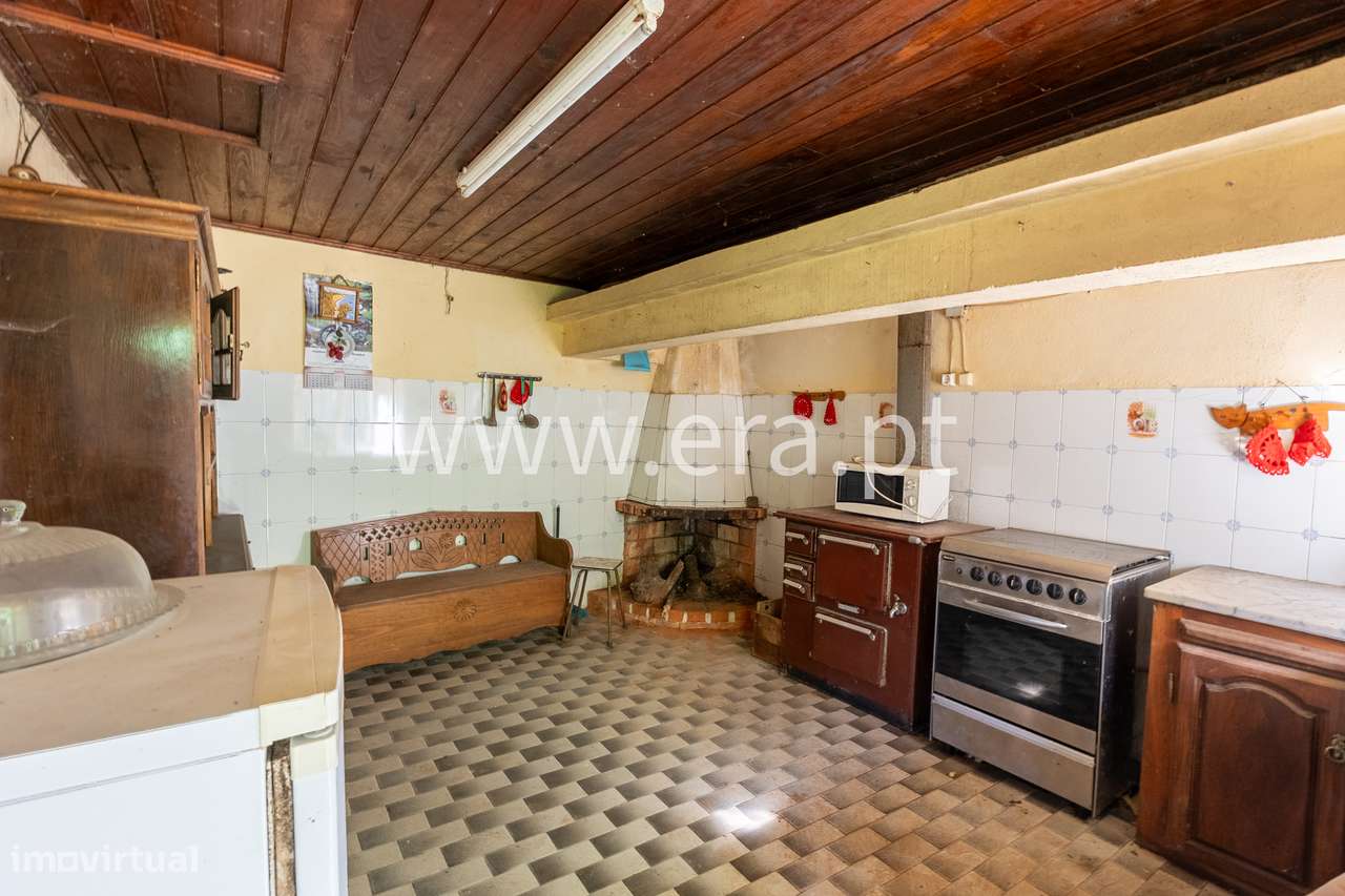 Moradia T3 em pedra - Podornelo-8