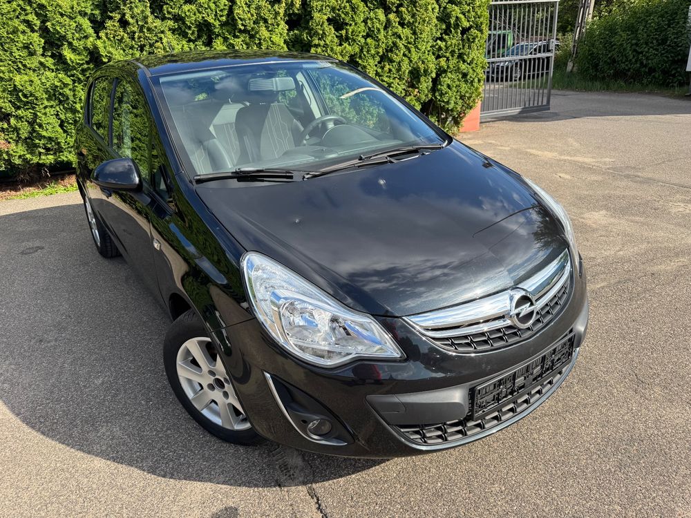 Opel Corsa D 1.2 16V Cosmo 2012