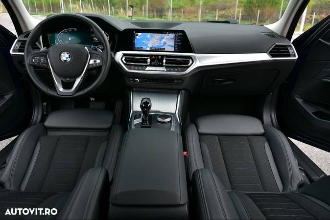 BMW Seria 3 330d AT MHEV - 15