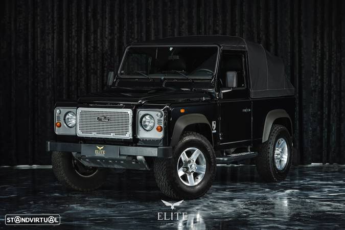 Land Rover Defender 90 SW 2.2 CRD SE - 1