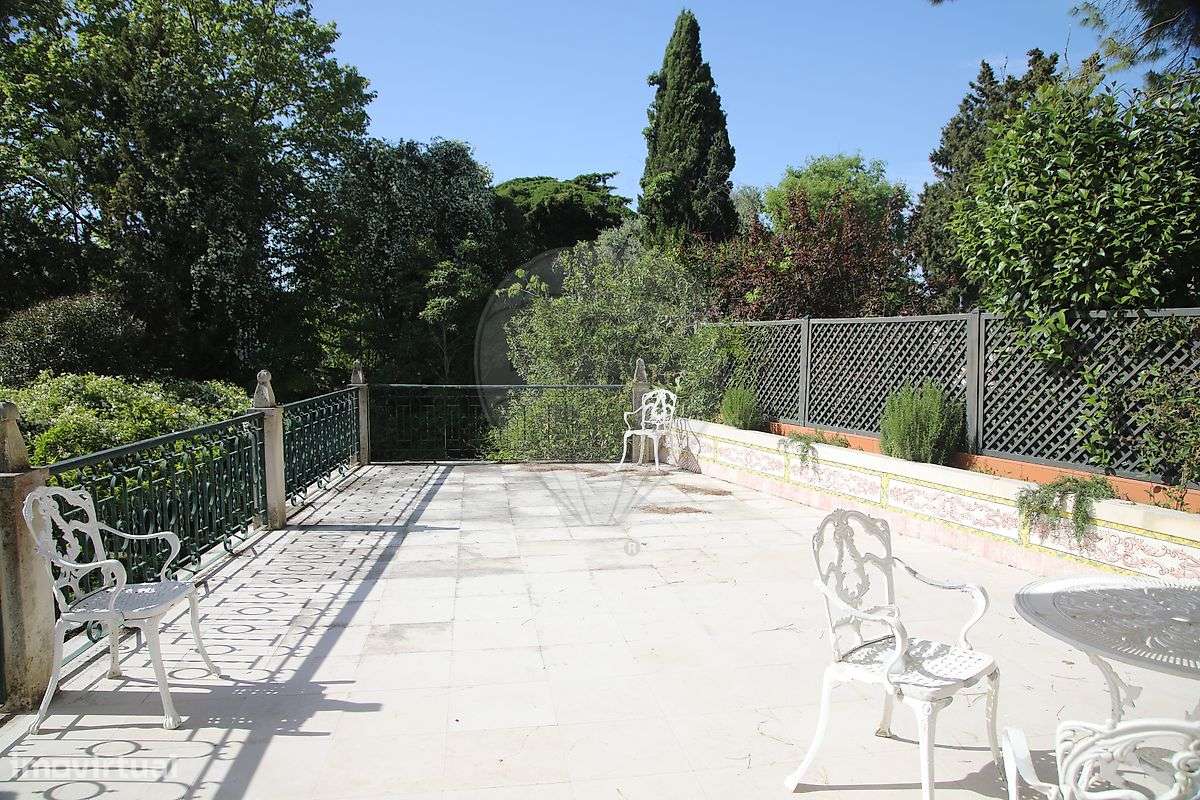 Moradia T6 para venda-33