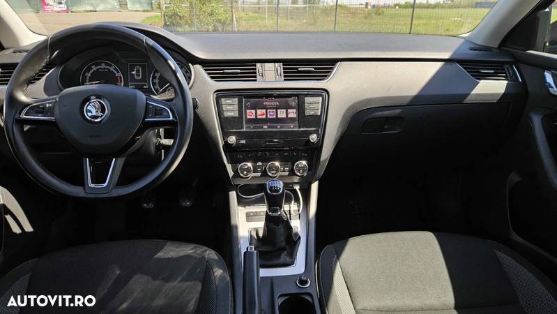 Skoda Octavia 1.0 TSI Active - 34