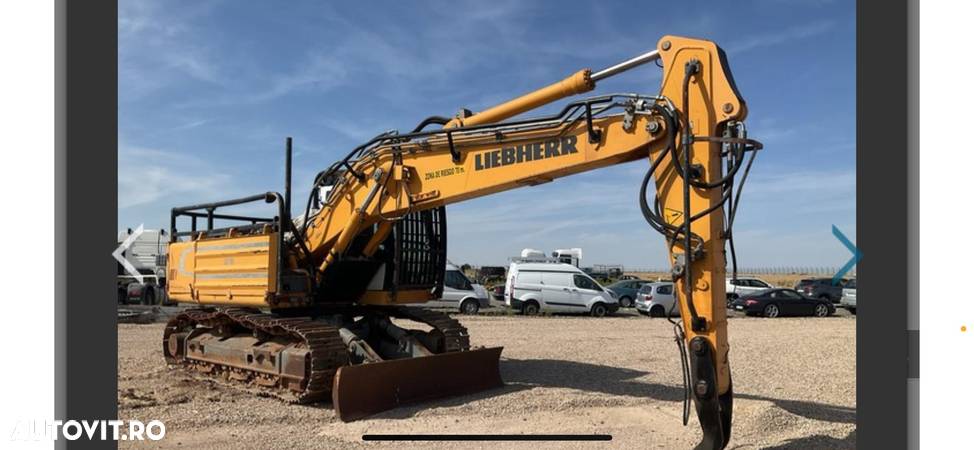 Liebherr R 916 Excavator pe șenile - 3