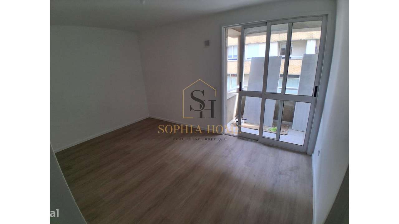 T3 Renovado em Baguim do Monte-19