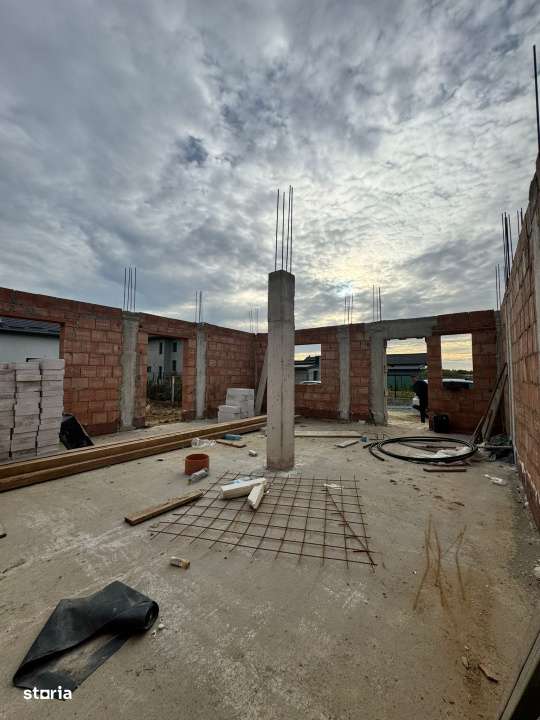 Duplex de vanzare, 124 mp, la rosu sau semifinisat - Imagine principală: 5/10