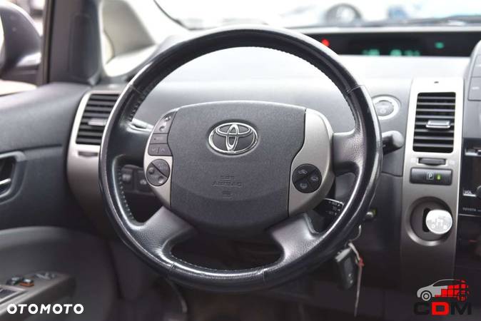 Toyota Prius (Hybrid) Sol - 19