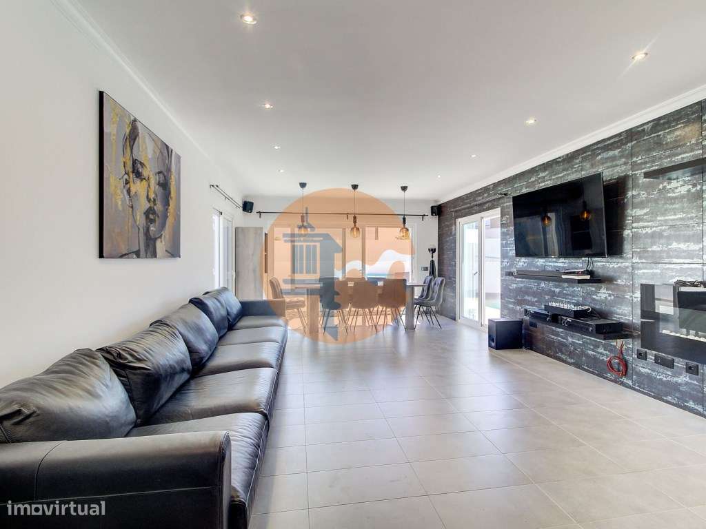 Excecional Moradia de Luxo com 4 Suítes e Piscina em Monte Francisc... - Grande imagem: 5/53