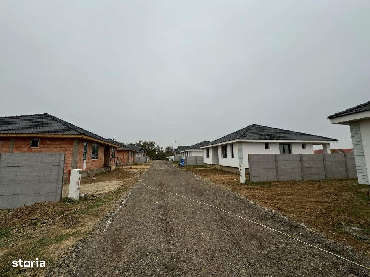 Casa noua tip mediteranean + 5.5 teren Lazuri - Imagine principală: 3/13