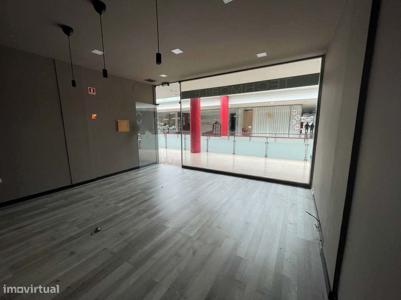 Loja à Venda no Centro Comercial São Francisco – Guimarães - Grande imagem: 5/10