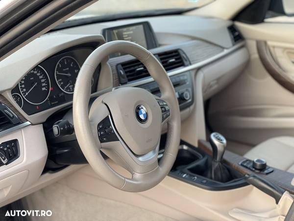 BMW Seria 3 318d - 12