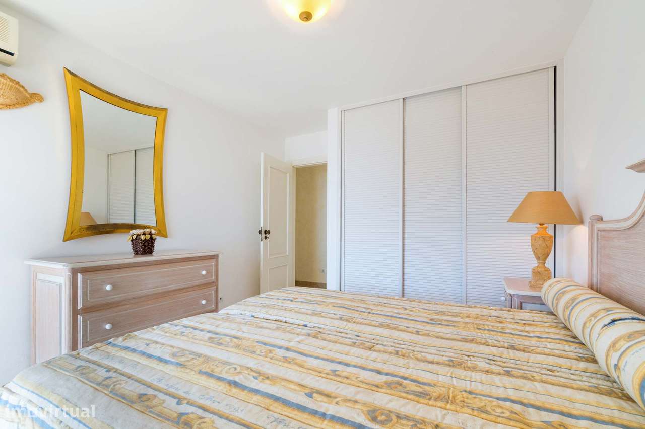 Penthouse Excecional com Amplo Terraço e Vistas Panorâmicas para o Mar-28