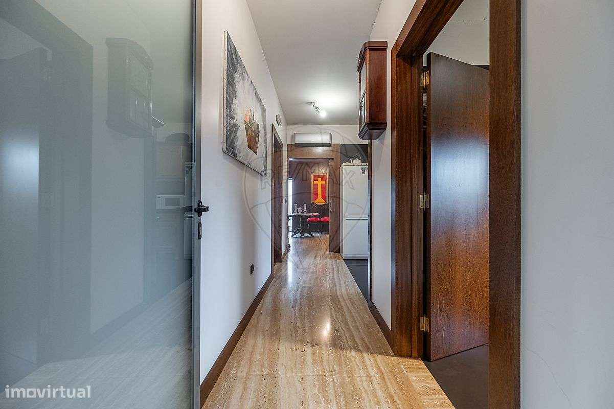 Moradia T3 para venda-4