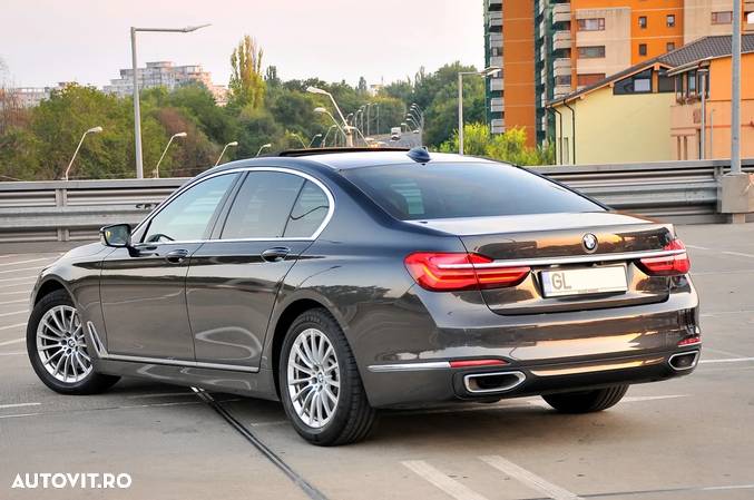 BMW Seria 7 740d xDrive - 8