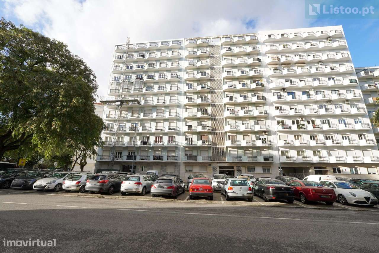 Apartamento T4 Lumiar-34