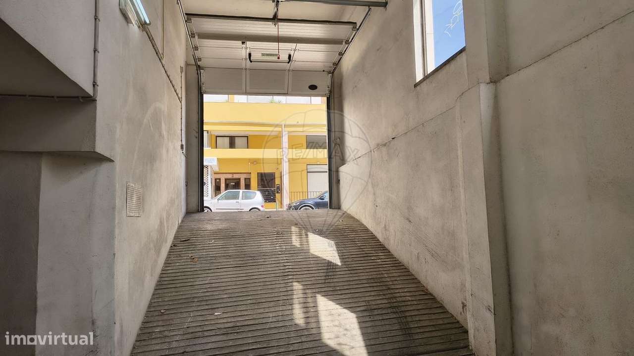 Garagem  para venda - Grande imagem: 2/5