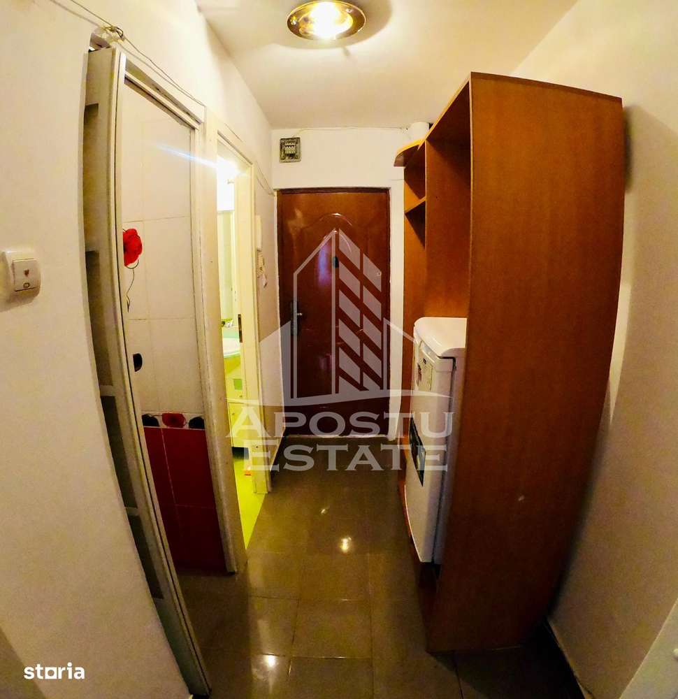 Apartament cu 1 camera, decomandat, zona Complex studentesc - Imagine principală: 5/6