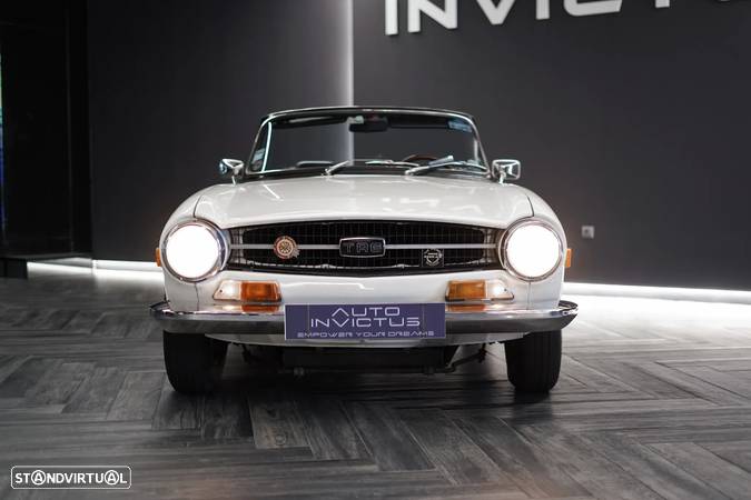 Triumph TR6 - 7