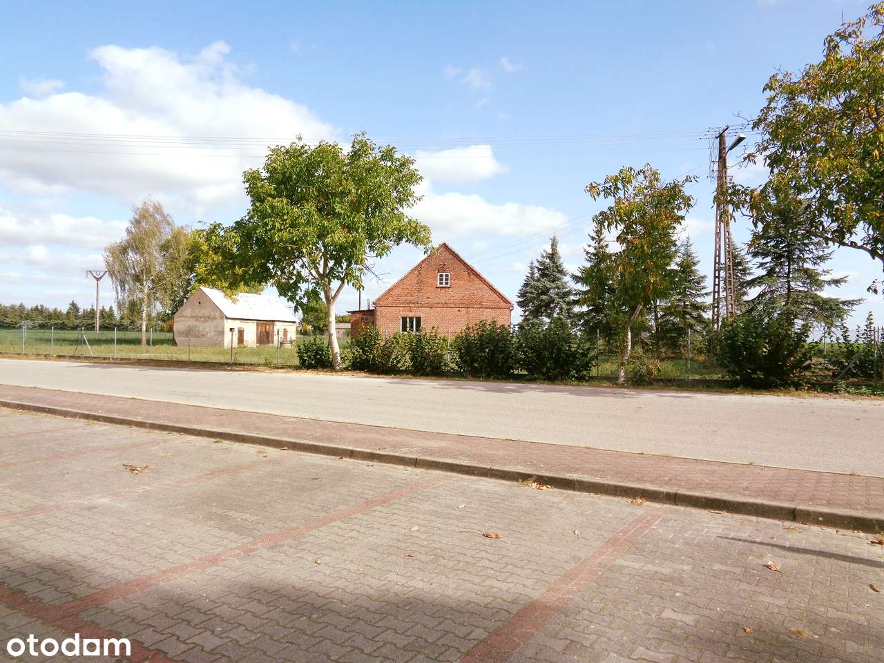 Gmina Ślesin – Dom w sąsiedztwie jeziora-15