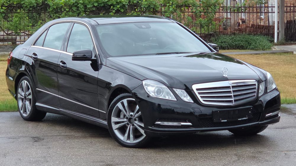 Mercedes-Benz E W212/W207 350 CDI DPF BlueEFFICIENCY 7G-TRONIC Avantgarde 2012