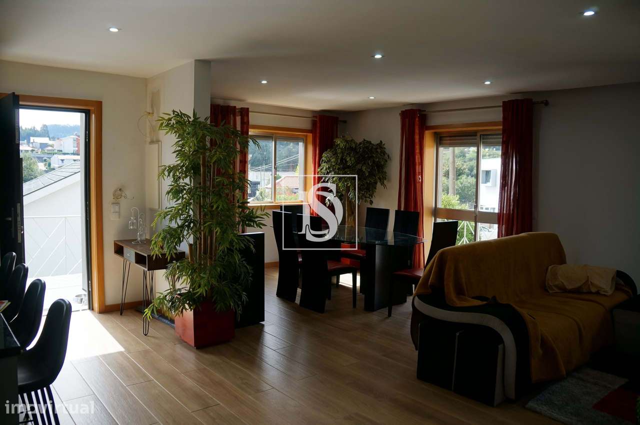 Moradia Isolada T3 em Vilar de Andorinho-42