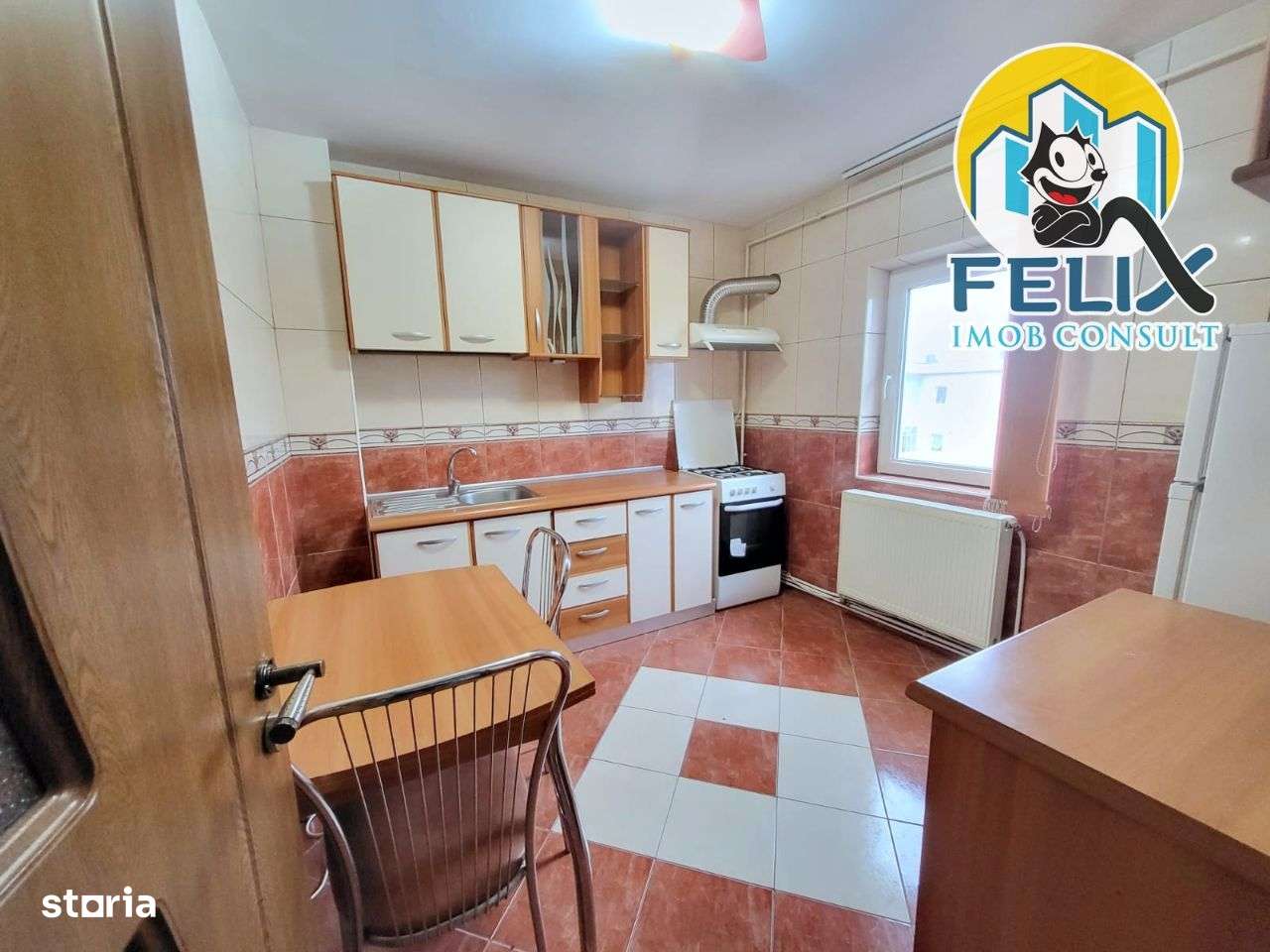 GARSONIERA (50mp) - complet renovata, Mobilat, 2 balc. Banca Naționala - Imagine principală: 1/9