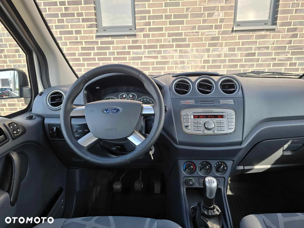 Ford Tourneo Connect - 29