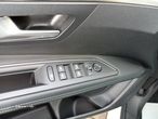 Peugeot 3008 1.6 Hybrid Allure Pack e-EAT8 - 19