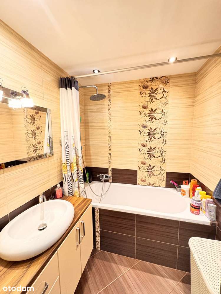 Komfortowe mieszkanie na oś. Łużyckim szuka nowych właścicieli!!!-9