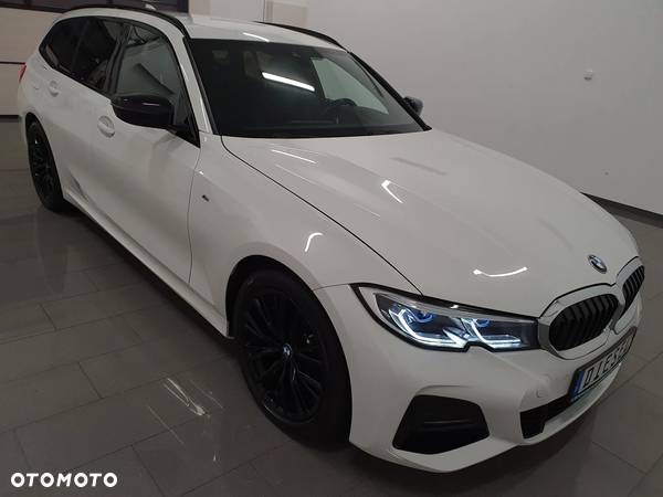 BMW Seria 3 320d xDrive M Sport sport - 31