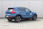 Volvo XC 40 B3 AT FWD MHEV Plus Dark - 18