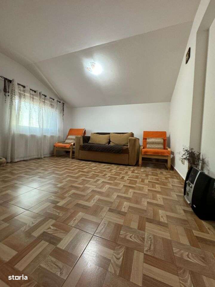 Vila Individuala 7 Camere 4 Locuri Parcare-13