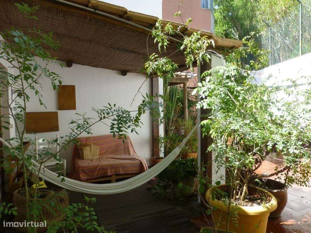 T1 Almada | Terraço | Estacionamento-9