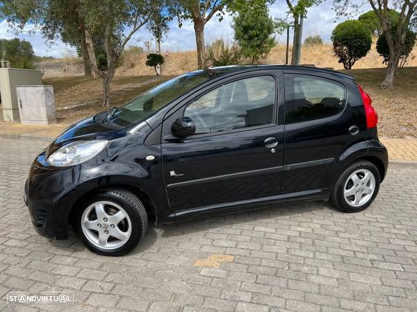 Peugeot 107 1.0 Black&Silver - 2