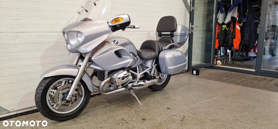 BMW R - 1