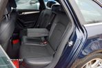 Audi A4 Avant 2.0 TDI - 13