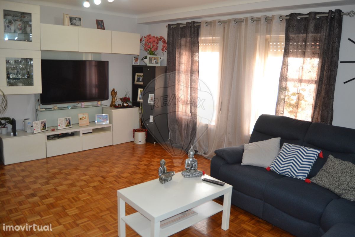 Apartamento T4 para venda