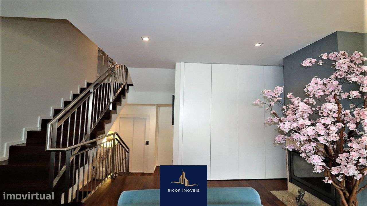 Moradia T4+1 | Póvoa de Varzim - Centro Balnear | Luxo | Exclusivo-24