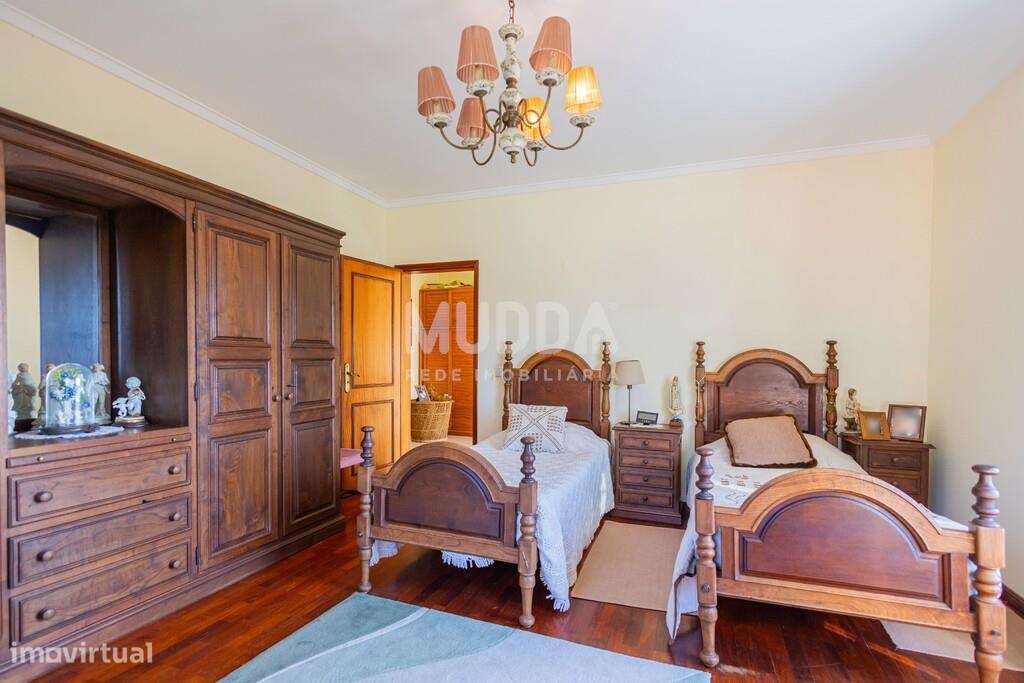 Moradia T4 à venda em Mataduços, Esgueira, Aveiro – Espaço, Conforto e-49