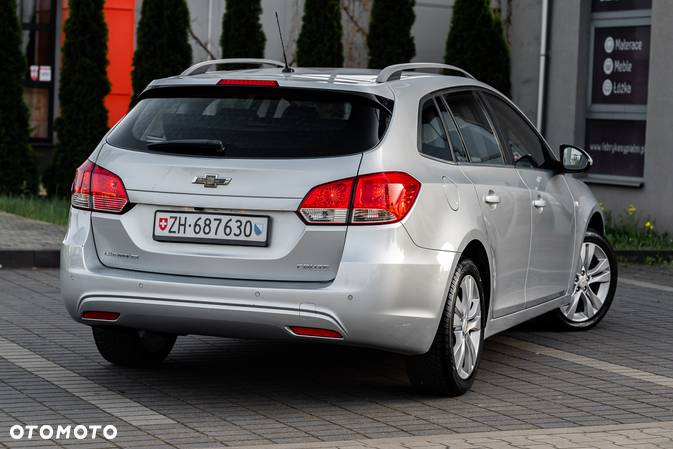 Chevrolet Cruze 1.4 T LT+ - 17