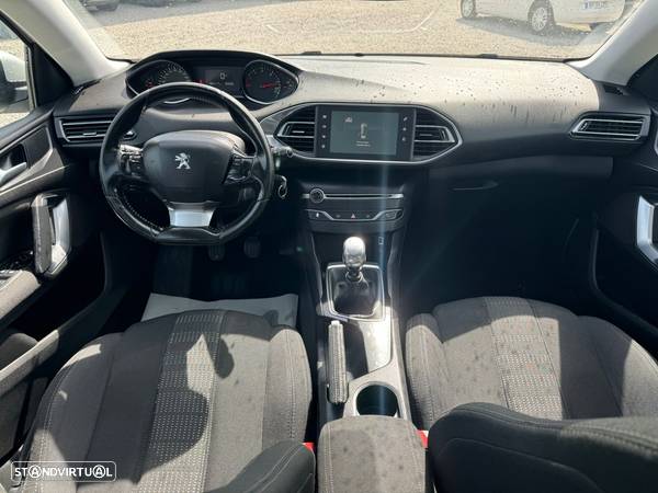 Peugeot 308 1.6 BlueHDi Allure J18 - 13