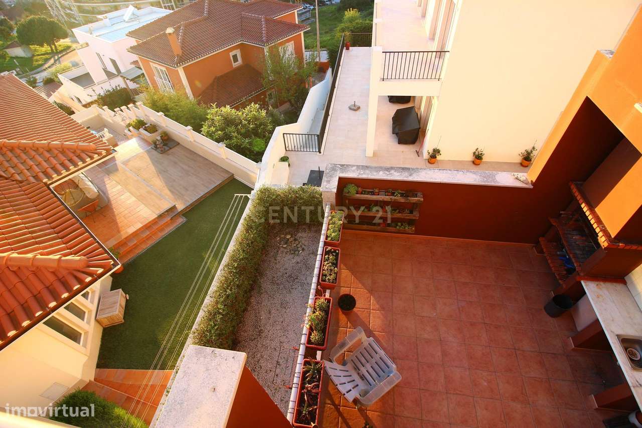 Moradia V4 em Torres Vedras, 566m2 ,vistas excecionais, qualidade e co-29