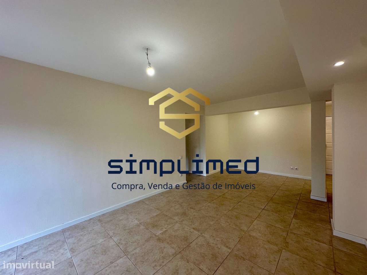 Apartamento T2 totalmente remodelado ( FM ) - Grande imagem: 5/20