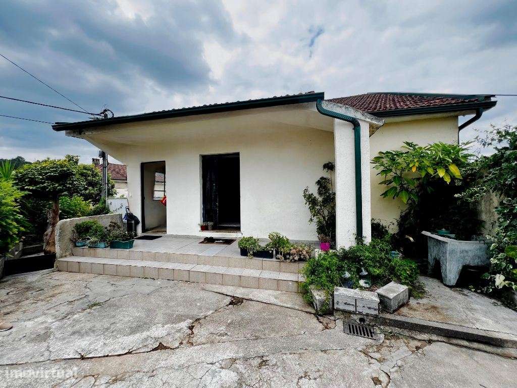 Andar de Moradia T3 com Entrada Independente, Varandas e Sótão  Te...-14