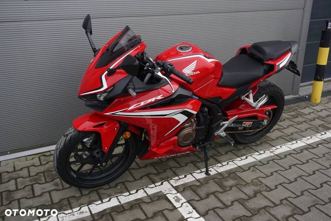 Honda CBR - 24